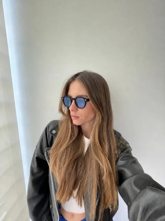 Model wearing SOLÉA sunglasses
